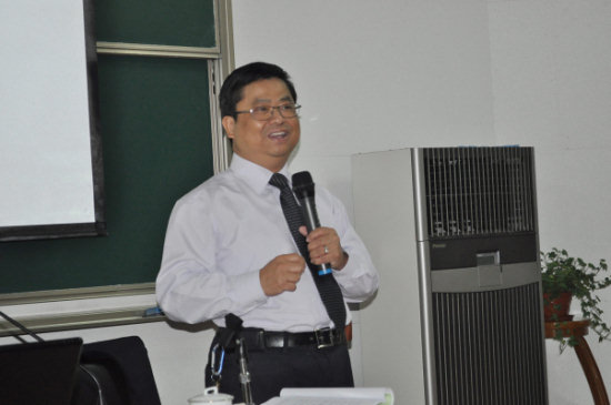 蔡春曦博士应邀来我院讲座 蔡春曦博士应邀来我院讲座